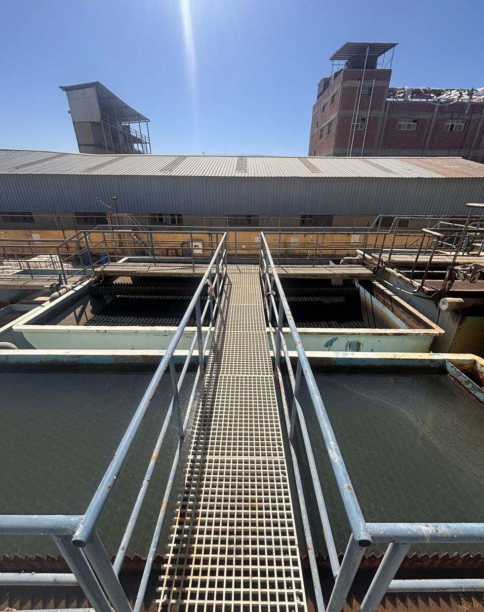 Water treatment basin walkway, Gamasa plant